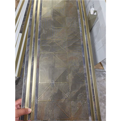 Sisäpuoliset polystyreenilamellit seinäpaneelit